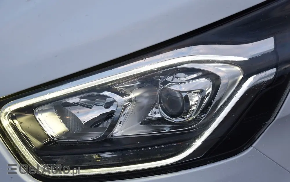 FORD TRANSIT CUSTOM 300 L2H1 