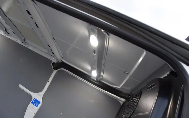 FORD TRANSIT CUSTOM 300 L2H1 