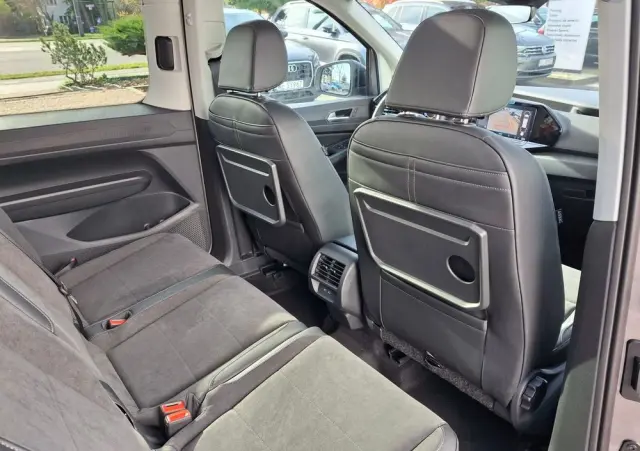 VOLKSWAGEN Caddy Maxi 2.0 TDI Style DSG