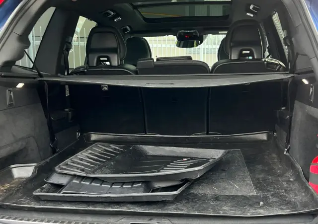 VOLVO XC 90 D5 AWD R-Design 7os