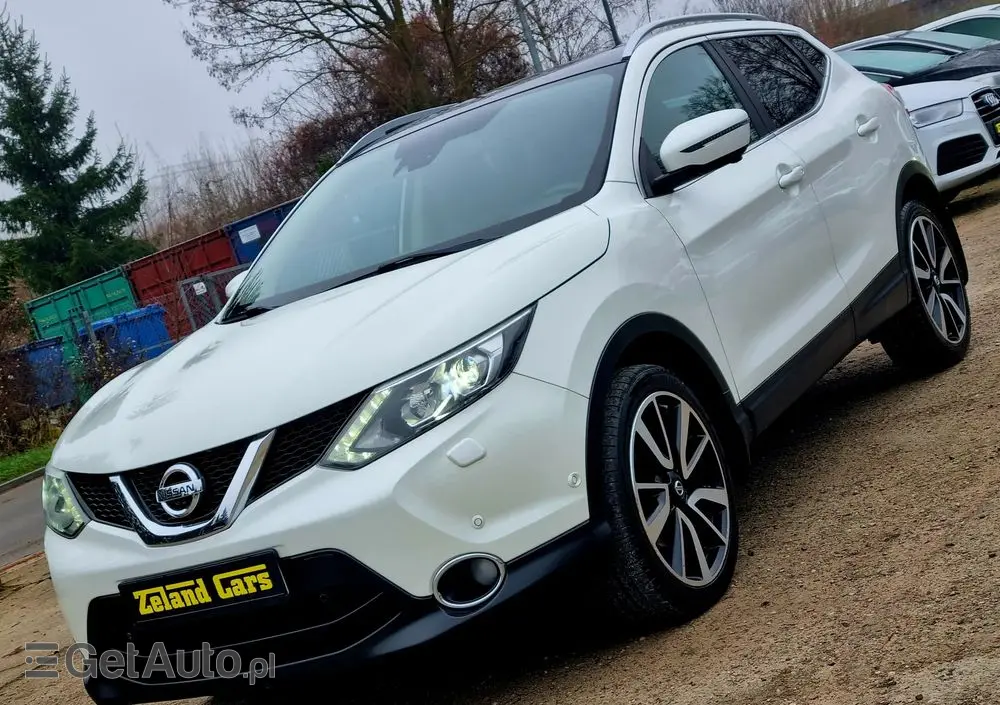 NISSAN Qashqai 1.2 DIG-T Tekna