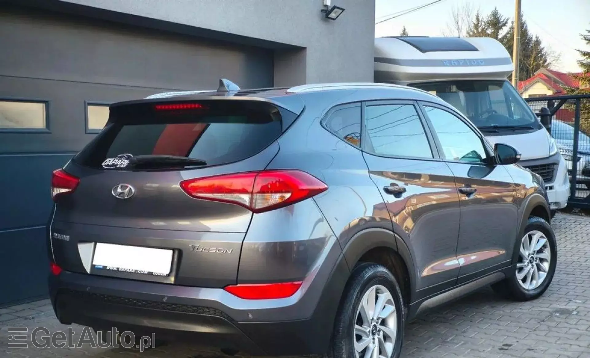 HYUNDAI Tucson 