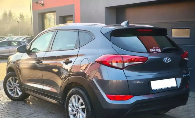 HYUNDAI Tucson 