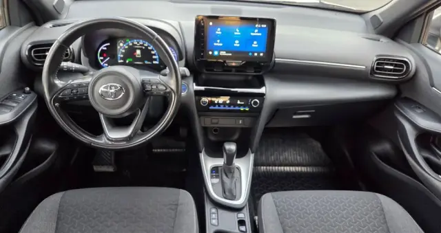TOYOTA Yaris Cross Hybrid 1.5 Dynamic