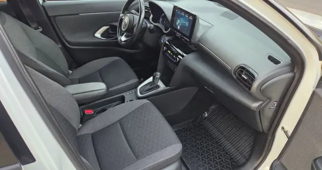 TOYOTA Yaris Cross Hybrid 1.5 Dynamic