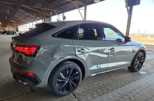AUDI SQ5 