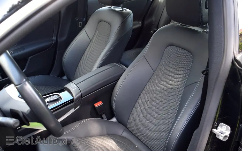 MERCEDES-BENZ CLA 200 mHEV AMG Line 7G-DCT