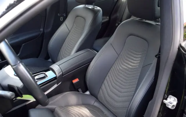 MERCEDES-BENZ CLA 200 mHEV AMG Line 7G-DCT