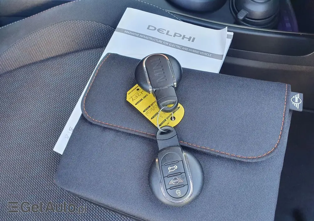 MINI Countryman Cooper SE All4 John Cooper Works Trim