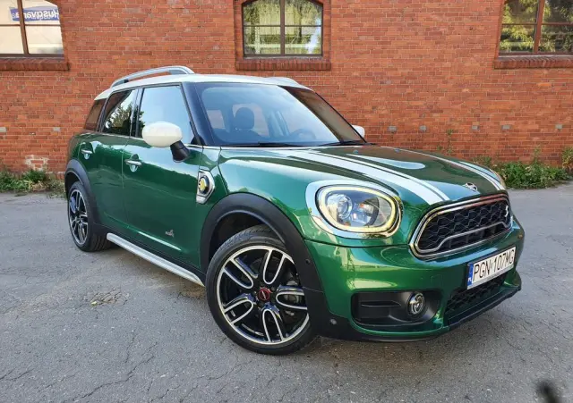 MINI Countryman Cooper SE All4 John Cooper Works Trim