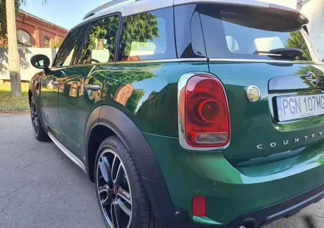 MINI Countryman Cooper SE All4 John Cooper Works Trim