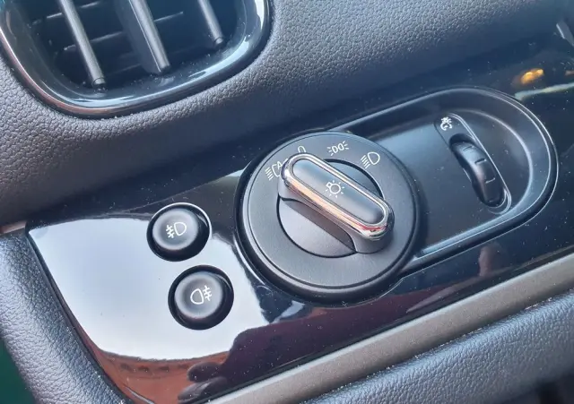 MINI Countryman Cooper SE All4 John Cooper Works Trim