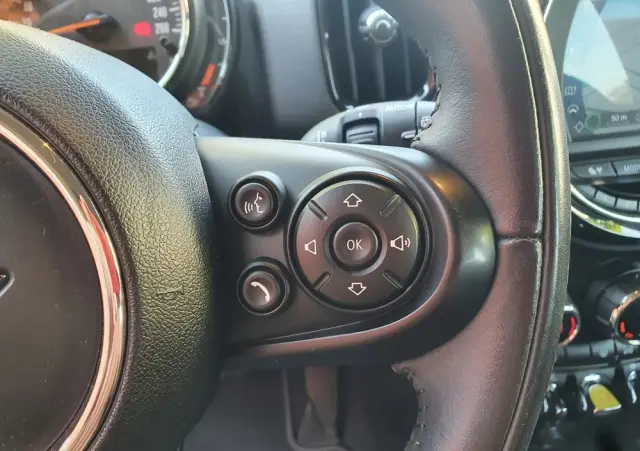 MINI Countryman Cooper SE All4 John Cooper Works Trim