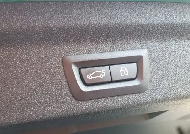 MINI Countryman Cooper SE All4 John Cooper Works Trim