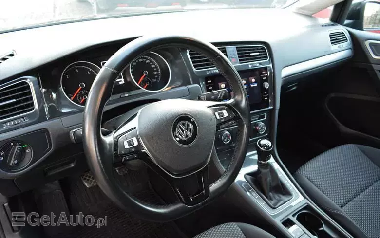 VOLKSWAGEN Golf VII 1.6 TDI BMT Trendline