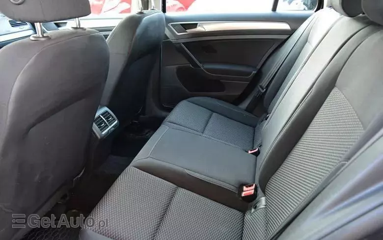 VOLKSWAGEN Golf VII 1.6 TDI BMT Trendline