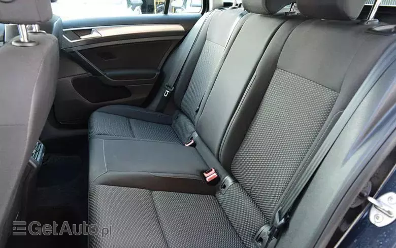 VOLKSWAGEN Golf VII 1.6 TDI BMT Trendline