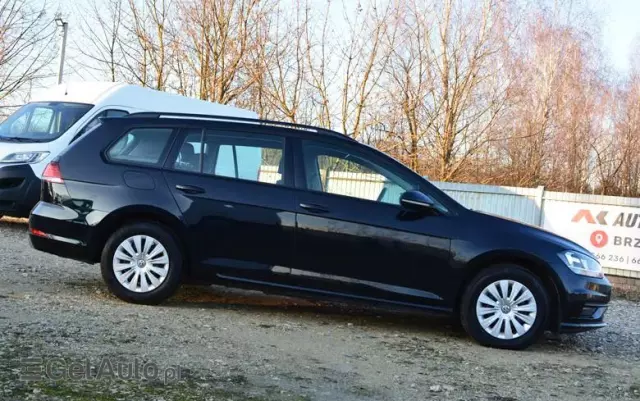 VOLKSWAGEN Golf VII 1.6 TDI BMT Trendline