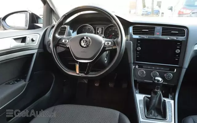 VOLKSWAGEN Golf VII 1.6 TDI BMT Trendline