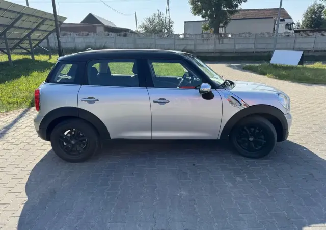 MINI Countryman D