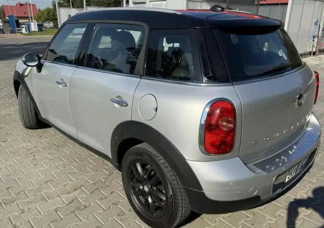 MINI Countryman D