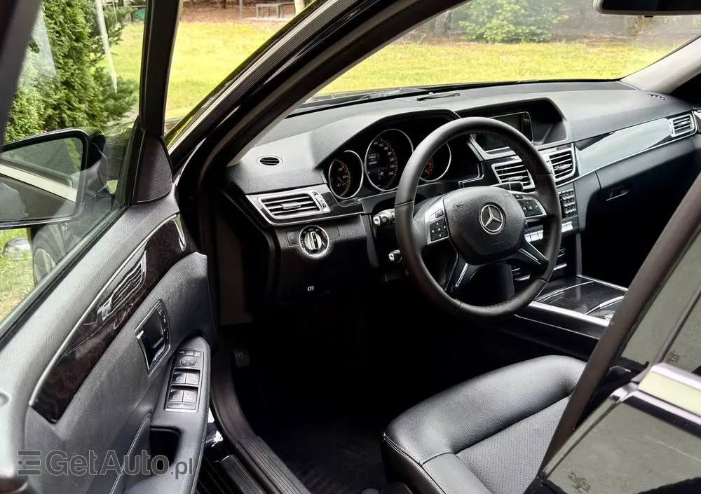 MERCEDES-BENZ Klasa E 200 7G-TRONIC Avantgarde