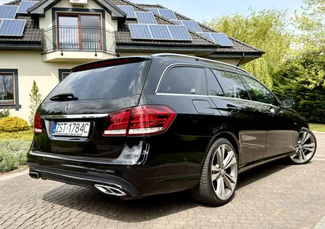 MERCEDES-BENZ Klasa E 200 7G-TRONIC Avantgarde