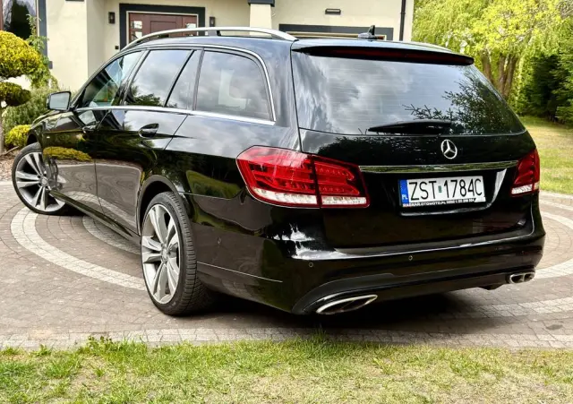 MERCEDES-BENZ Klasa E 200 7G-TRONIC Avantgarde