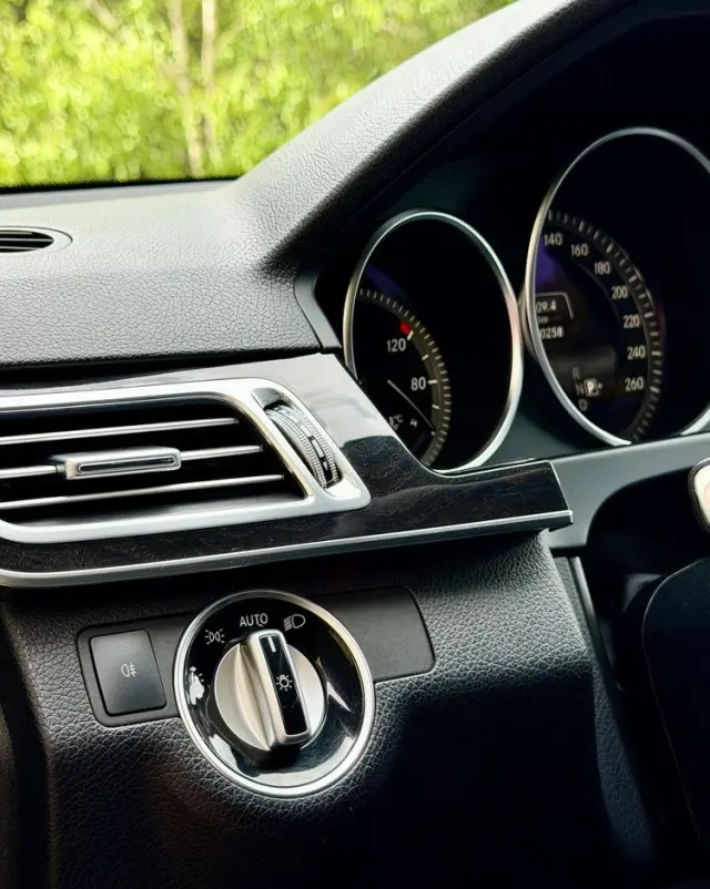 MERCEDES-BENZ Klasa E 200 7G-TRONIC Avantgarde