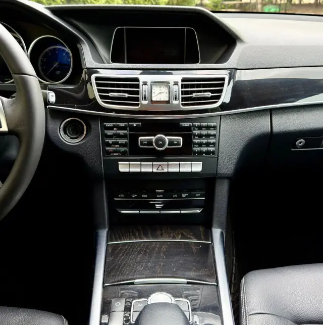 MERCEDES-BENZ Klasa E 200 7G-TRONIC Avantgarde