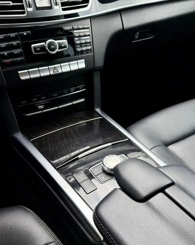 MERCEDES-BENZ Klasa E 200 7G-TRONIC Avantgarde