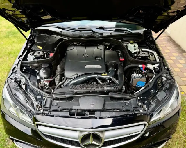 MERCEDES-BENZ Klasa E 200 7G-TRONIC Avantgarde
