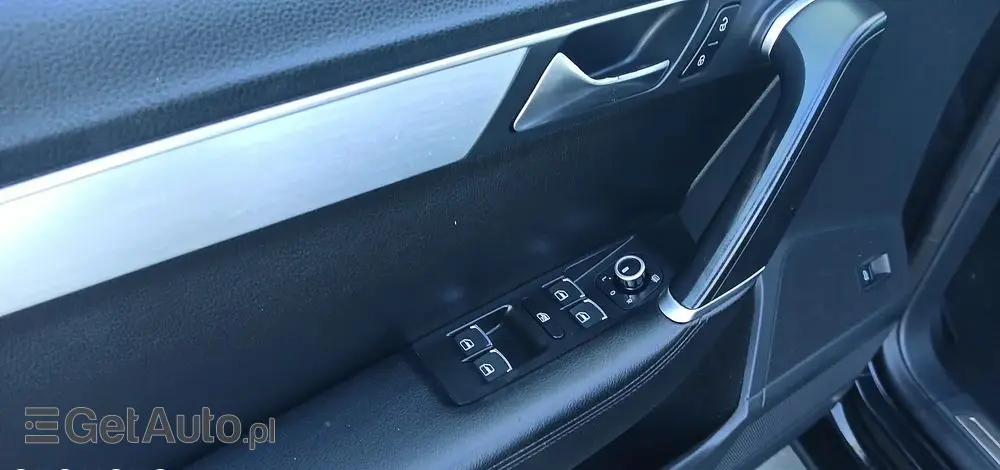 VOLKSWAGEN Passat 2.0 TDI DPF Highline DSG