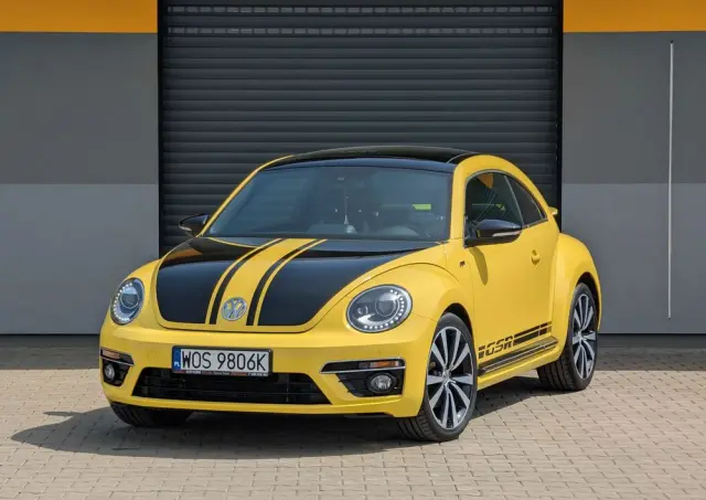VOLKSWAGEN Beetle 