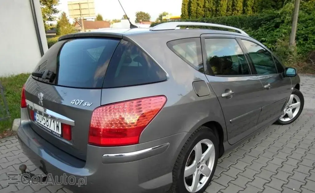 PEUGEOT 407 