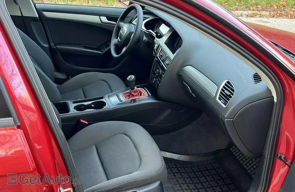 AUDI A4 