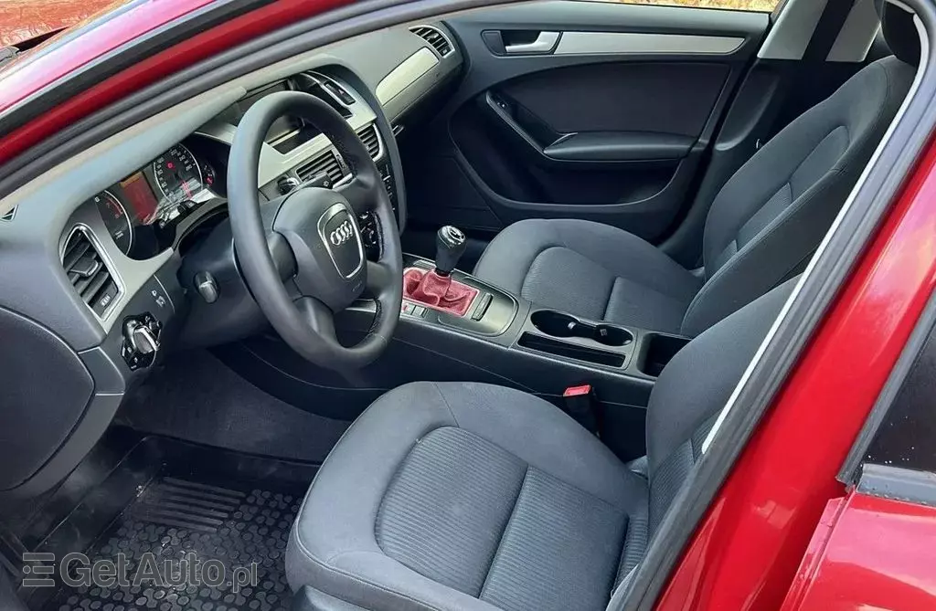 AUDI A4 