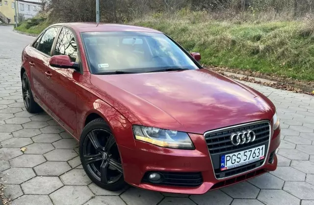 AUDI A4 