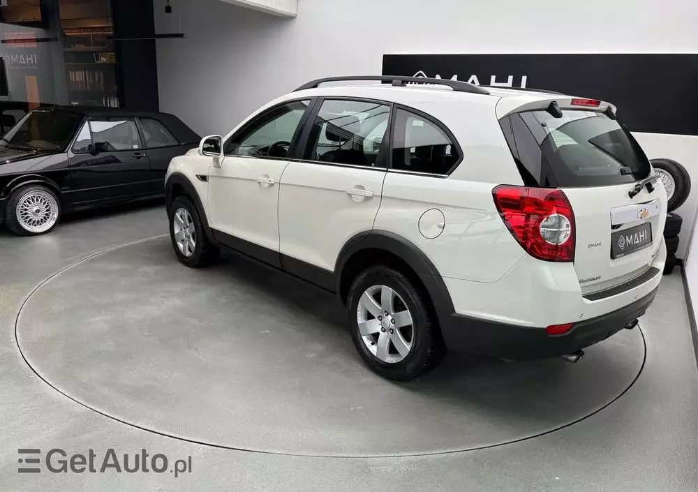 CHEVROLET Captiva 2.4 2WD LT