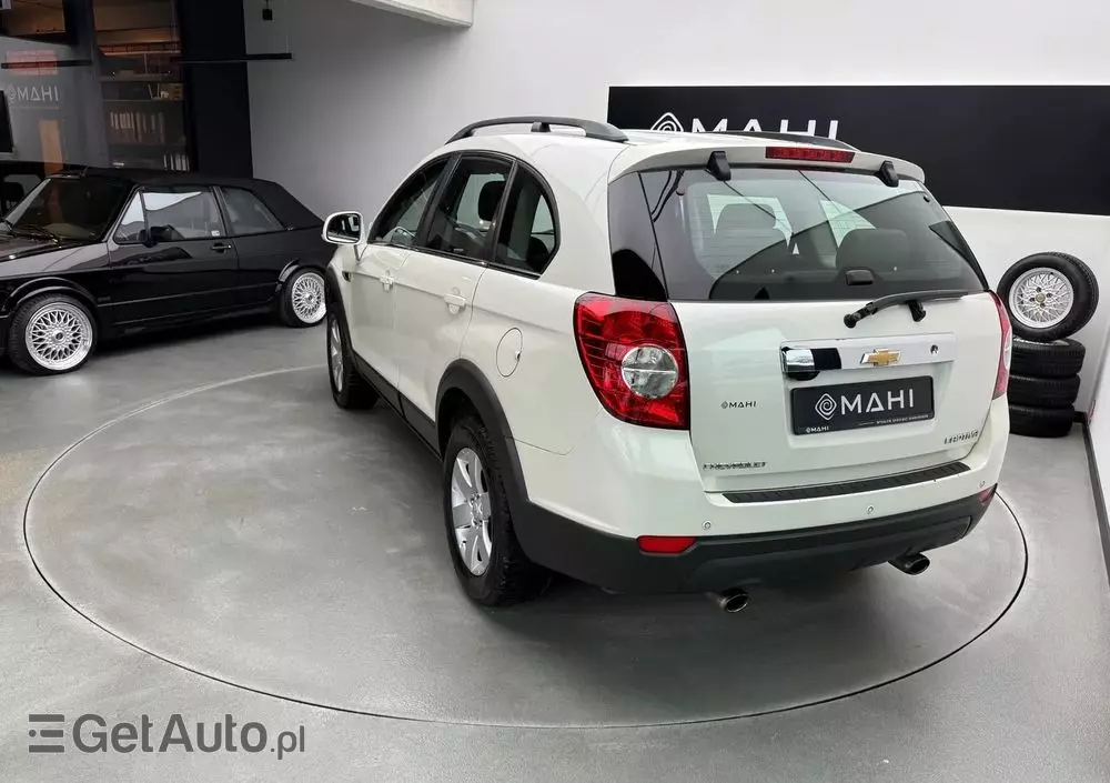 CHEVROLET Captiva 2.4 2WD LT