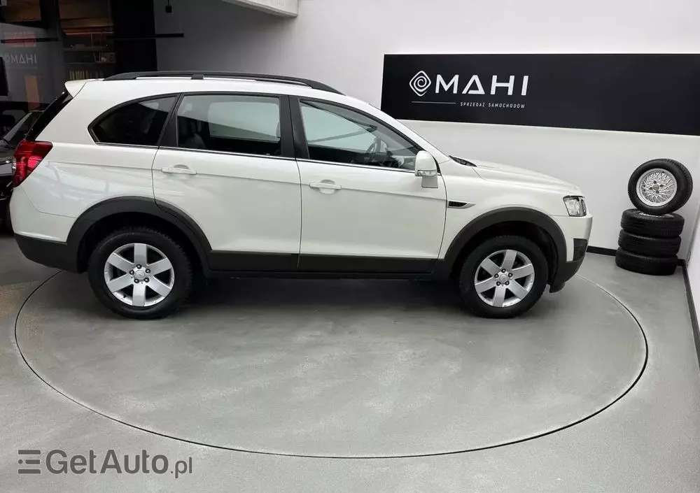 CHEVROLET Captiva 2.4 2WD LT