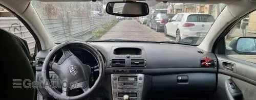 TOYOTA Avensis 