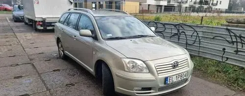 TOYOTA Avensis 