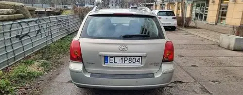 TOYOTA Avensis 