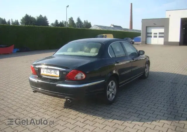JAGUAR X-Type 