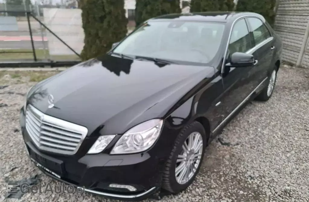 MERCEDES-BENZ Klasa E 