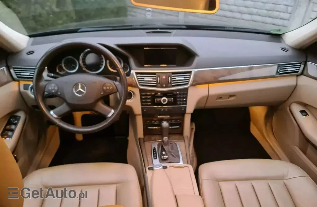 MERCEDES-BENZ Klasa E 