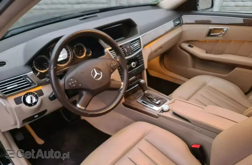 MERCEDES-BENZ Klasa E 
