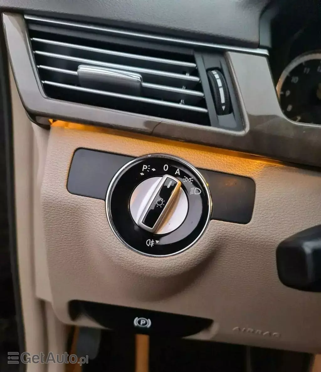 MERCEDES-BENZ Klasa E 