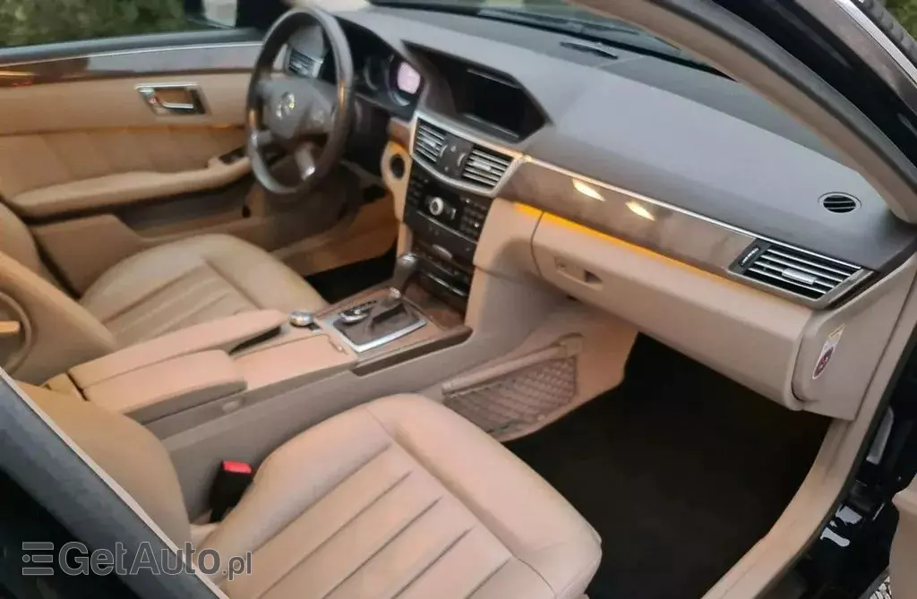 MERCEDES-BENZ Klasa E 